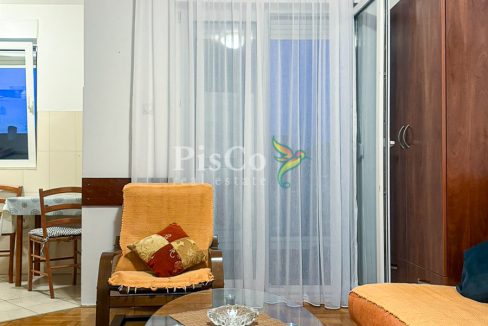 Izdavanje garsonjera, 29m², Podgorica, Zabjelo-094