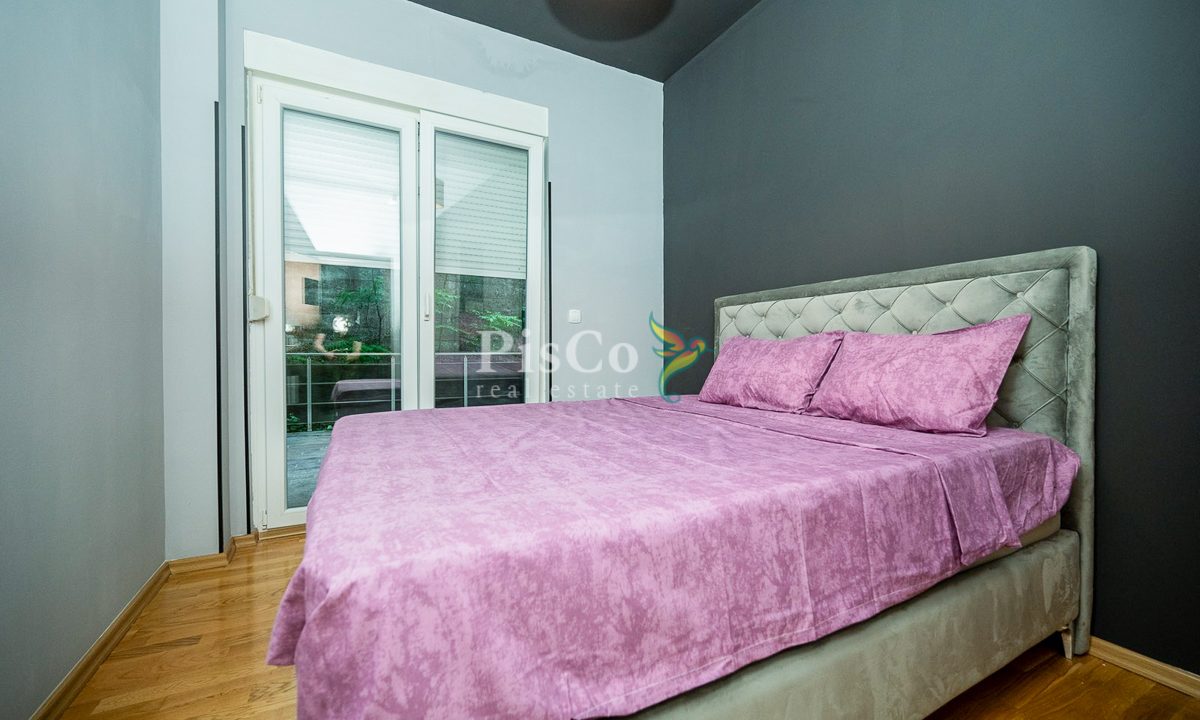 Izdavanje, jednosoban stan, 63m², Momišići, Podgorica-768