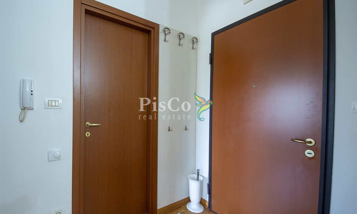Izdavanje jednosoban stan City kvart, 52m², Podgorica-2142