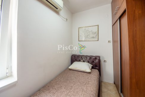 Izdavanje jednosoban stan u centru Podgorice, 59m2, Trg Nezavisnosti-2169