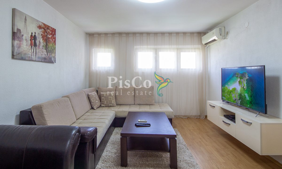 Izdavanje jednosoban stan u centru Podgorice, 59m2, Trg Nezavisnosti-2173