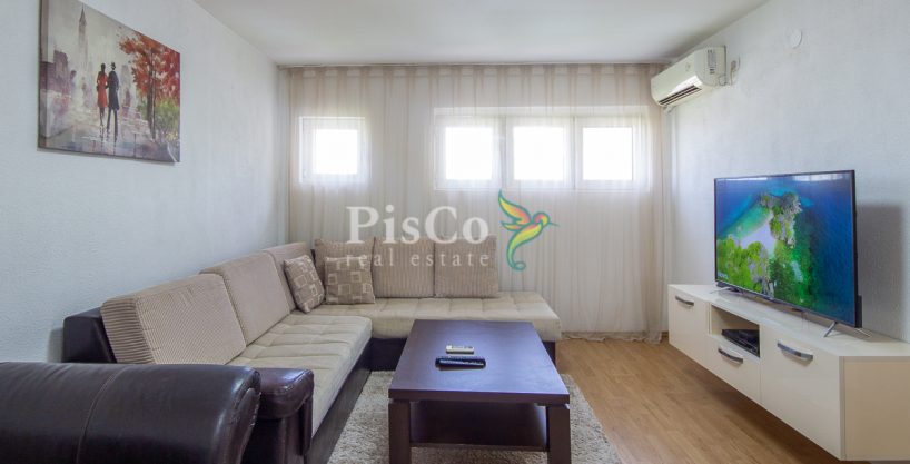 Izdavanje jednosoban stan u centru Podgorice 59m2 Trg Nezavisnosti 2173