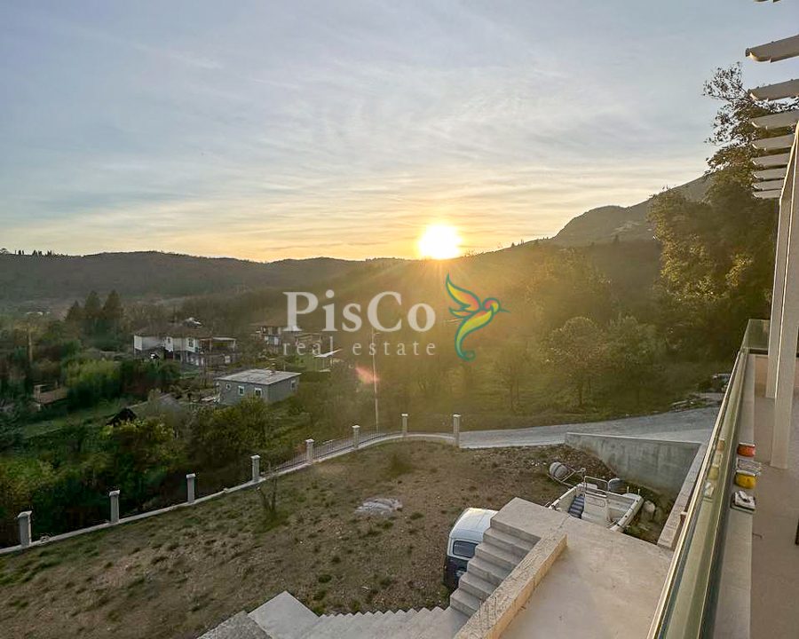 Izdavanje, kuća, 200m², Zelenika – Herceg Novi-647