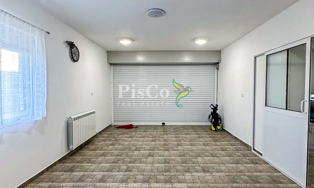 Izdavanje, kuća, 200m², Zelenika – Herceg Novi-924