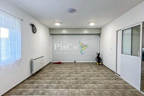 Izdavanje, kuća, 200m², Zelenika – Herceg Novi-924