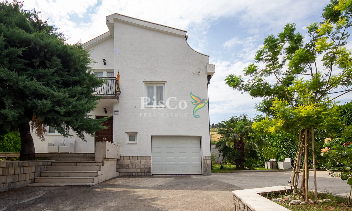 Izdavanje kuća 250m², Zagorič, Podgorica-2252