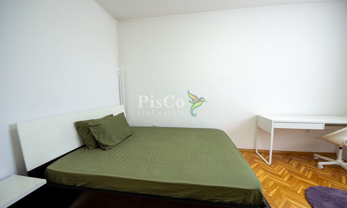 Izdavanje kuća 250m², Zagorič, Podgorica-2270