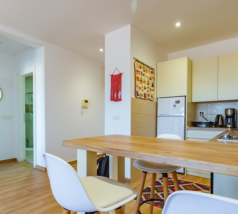 One bedroom apartment for sale Tivat (1)