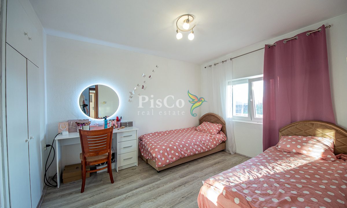 Prodaja, dvosoban stan, 65m2, Nikšić-2007