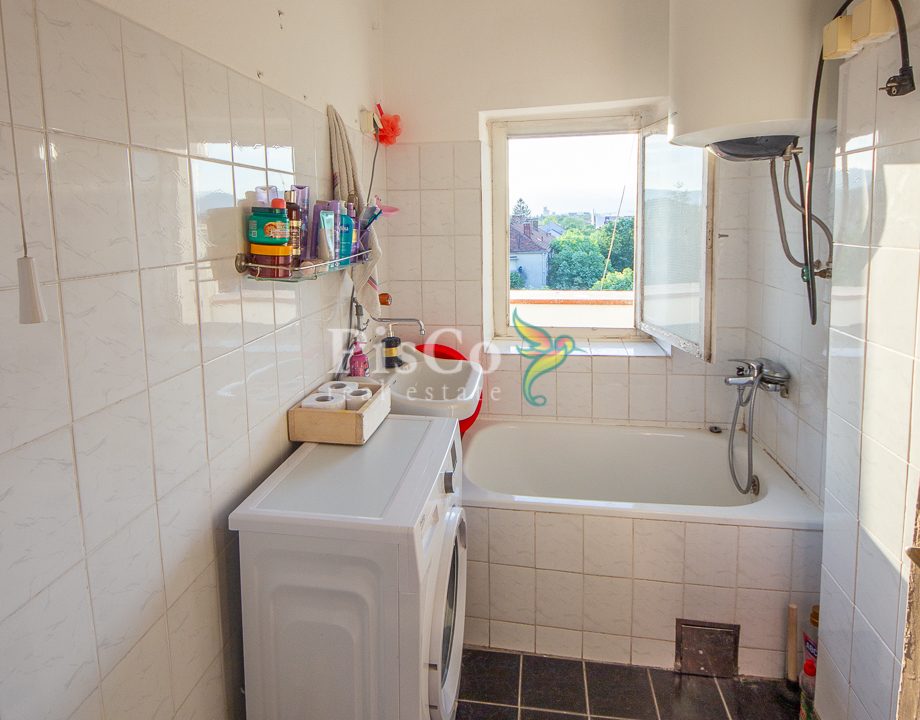 Prodaja, dvosoban stan, 65m2, Nikšić-2012