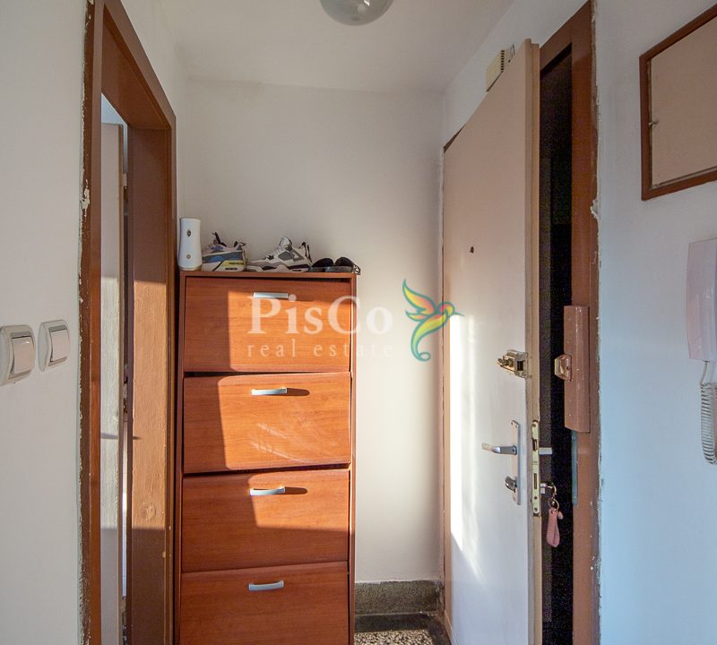 Prodaja, dvosoban stan, 65m2, Nikšić-2013