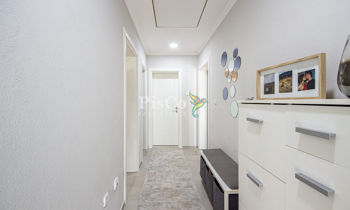 Prodaja dvosobna kuća 75m² sa placem 1600m², Martinići, Danilovgrad-2239