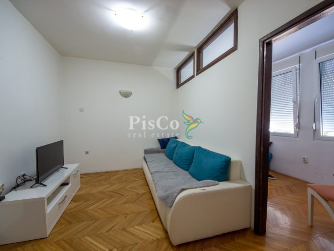Prodaja jednosoban stan blok 6 35m2 podgorica 2283