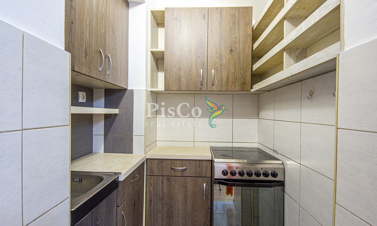 Prodaja manji trosoban stan Centar Podgorice, 57m2-2214