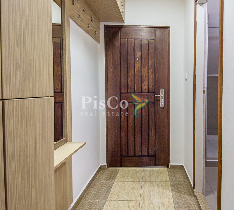 Prodaja manji trosoban stan Centar Podgorice, 57m2-2219