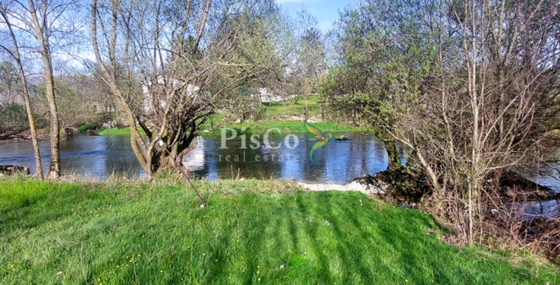 Prodaja, plac 6077 m², Miločani, Nikšić, uz rijeku Zetu