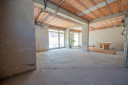 Prodaja, poslovni prostor 87m2. Ljubović, Podgorica-2163