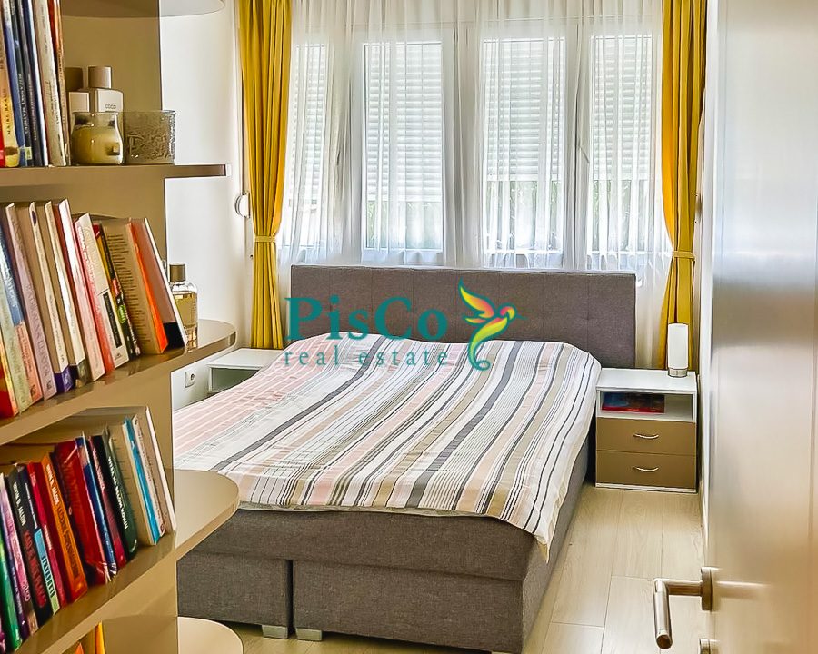 kod autobuske izdavanje (10 of 15)