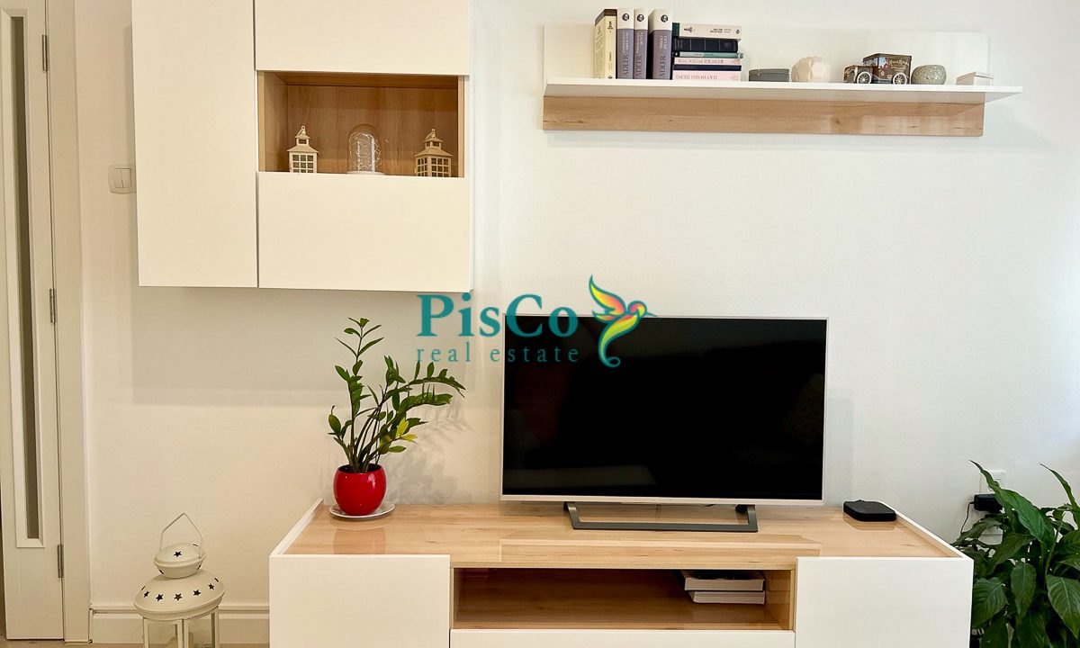 kod autobuske izdavanje (5 of 15)