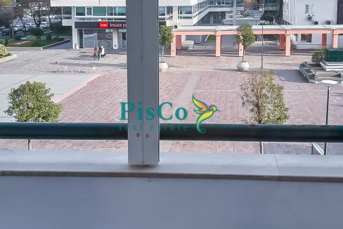 trg vektre izdavanje (3 of 6)