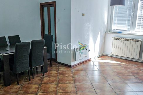 Izadanje poslovni prostor Centar Podgorice, 65m2-261