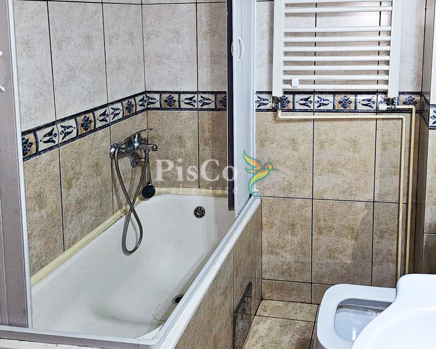 Izadanje poslovni prostor Centar Podgorice, 65m2-622