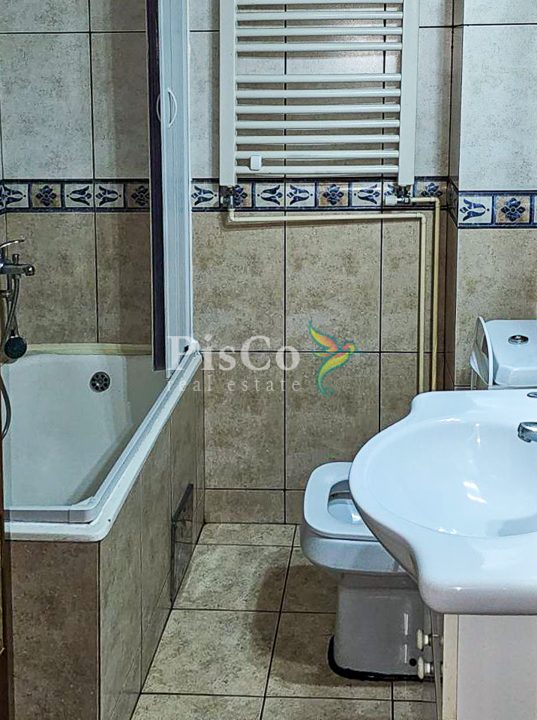 Izadanje poslovni prostor Centar Podgorice, 65m2-704