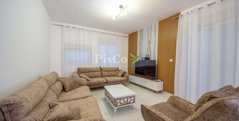 Izdavanje Lux dvosoban stan 76m2 Preko Morače, Podgorica