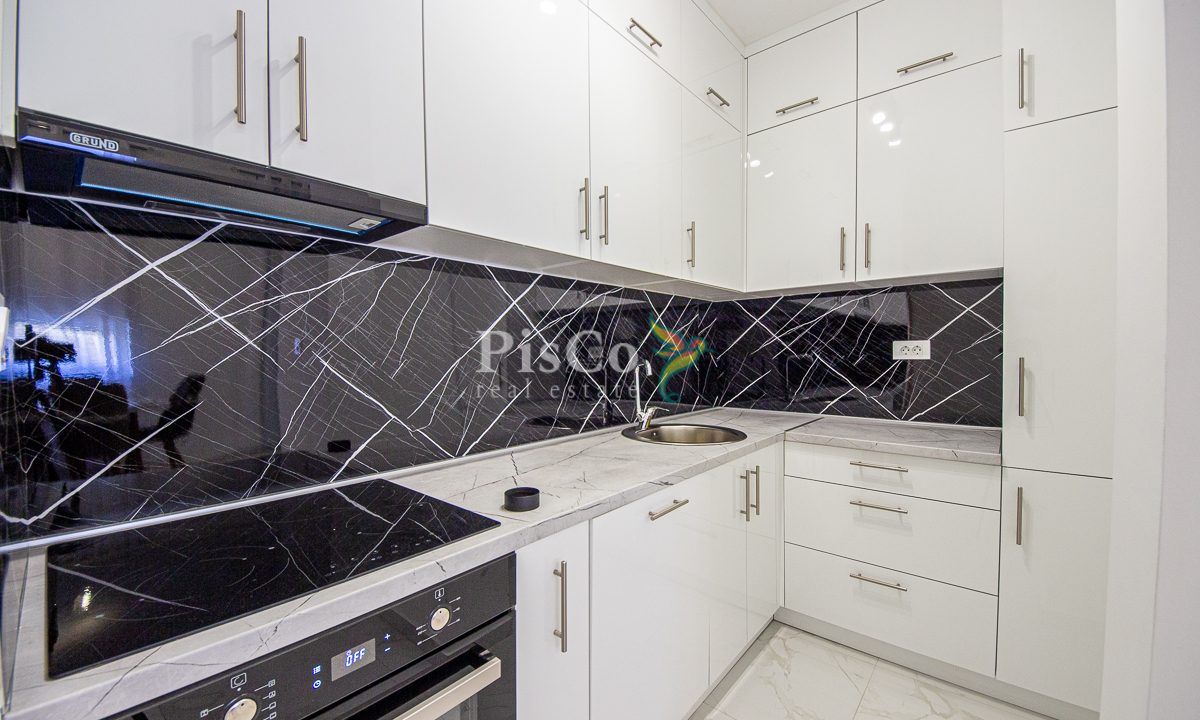 Izdavanje dvosoban stan, 65m2, Krivi most, Podgorica-2398