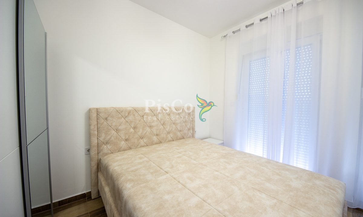 Izdavanje dvosoban stan, 65m2, Krivi most, Podgorica-2402