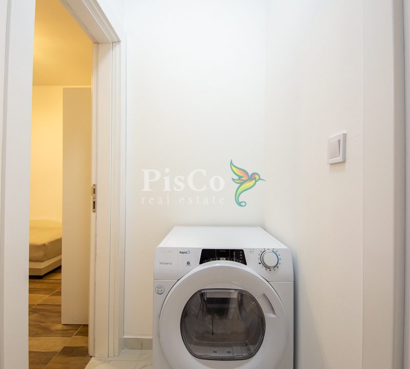 Izdavanje dvosoban stan, 65m2, Krivi most, Podgorica-2403
