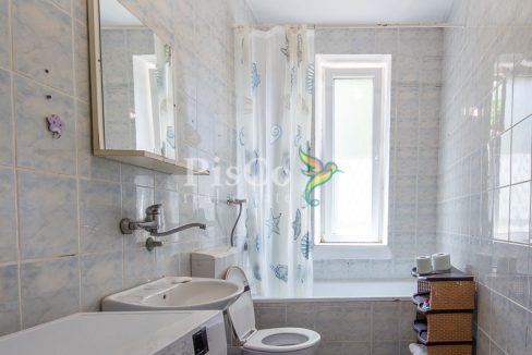 Izdavanje dvosoban stan Centar Podgorice, 65m2-2291