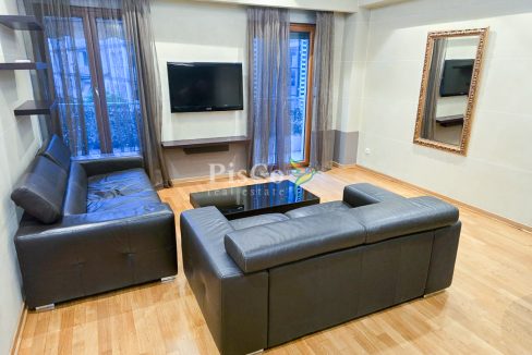 Izdavanje jednosoban stan, Centar, Zgrada Nikic, Podgorica-550