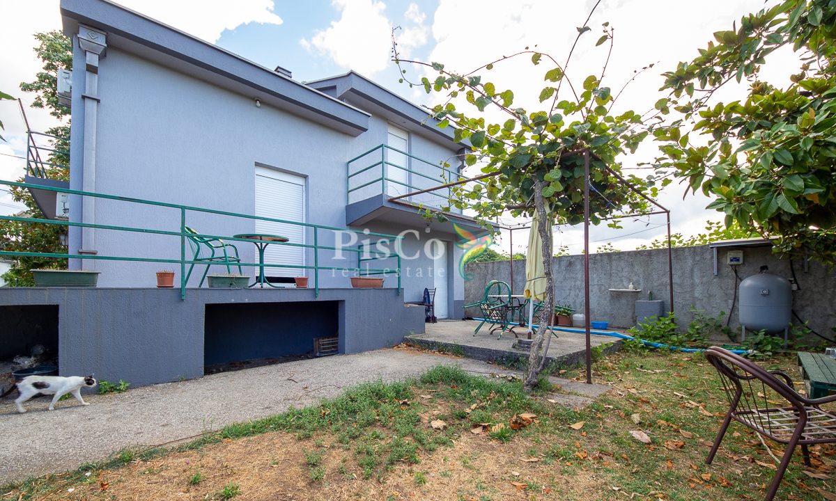 Izdavanje kuća 100m2, Zeta, Podgorica-2313