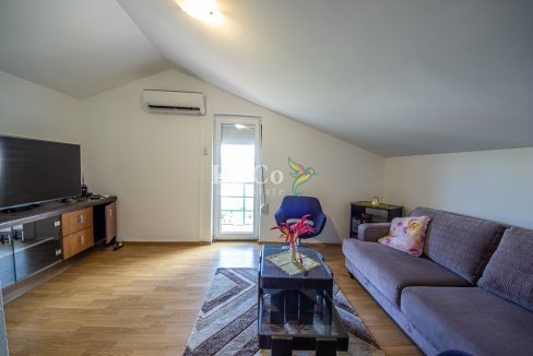 Izdavanje kuća 100m2, Zeta, Podgorica-2317