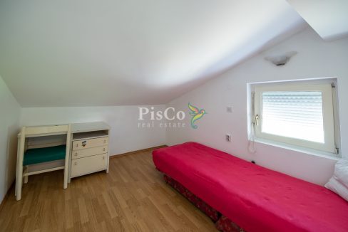 Izdavanje kuća 100m2, Zeta, Podgorica-2319