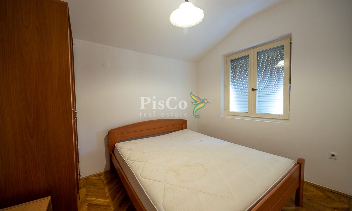 Izdavanje kuća 100m2, Zeta, Podgorica-2321
