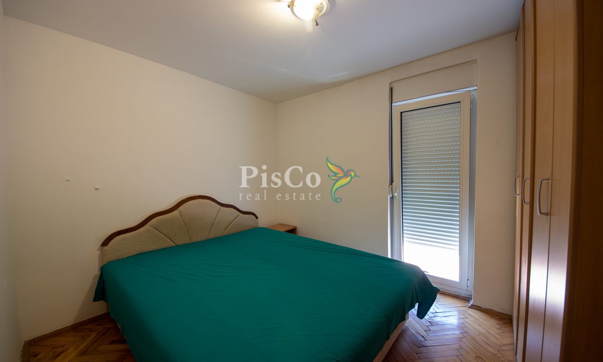 Izdavanje kuća 100m2, Zeta, Podgorica-2322