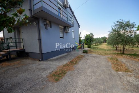 Izdavanje kuća 100m2, Zeta, Podgorica-2327