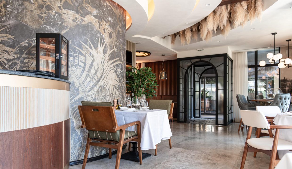 Na prodaju luksuzan i potpuno opremljen restoran u City kvartu, Podgorica (3)