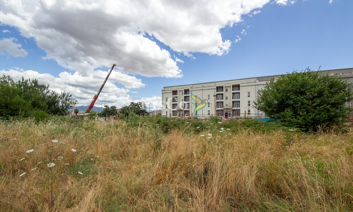 Urbanizovan plac, 3.800 m², Zabjelo, Podgorica-2333