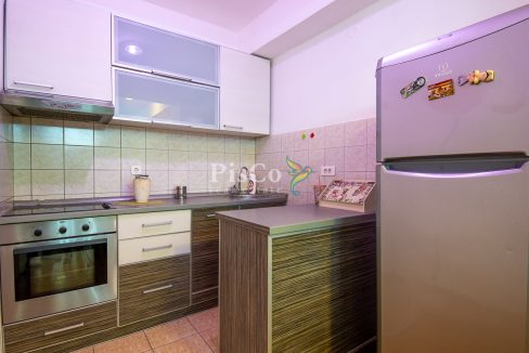 izdavanje jednosoban stan, Preko Morace, 53m2, Podgorica, Profesorska zgrada-2422