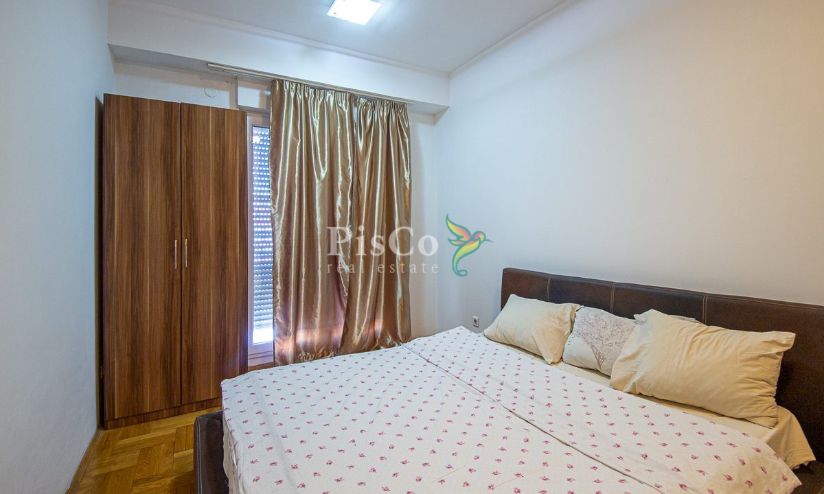 izdavanje jednosoban stan, Preko Morace, 53m2, Podgorica, Profesorska zgrada-2425