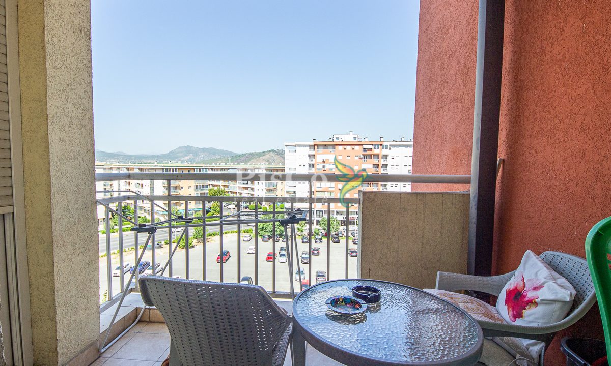 izdavanje jednosoban stan, Preko Morace, 53m2, Podgorica, Profesorska zgrada-2427