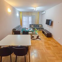 prodaja stan stari aerodrom