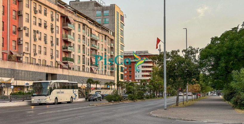 Izdavanje - Jednosoban stan 48m2, Preko Morače