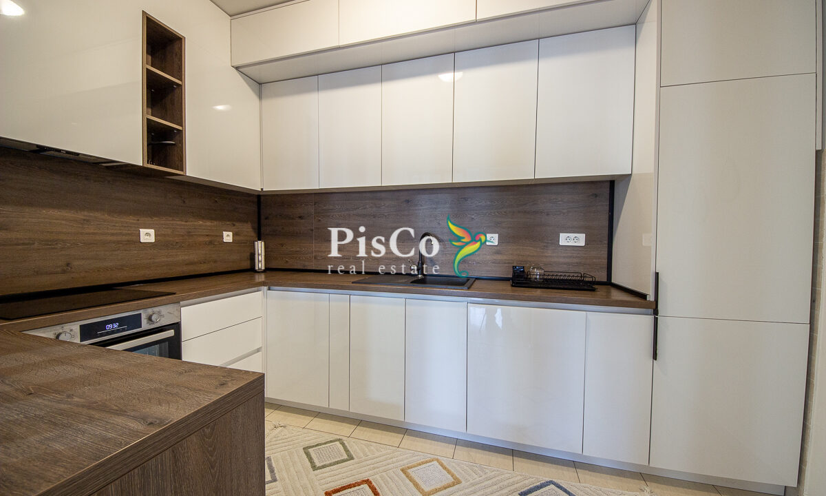 Izdavanje dvosoban stan City Kvart, 78m2, Podgorica-2618