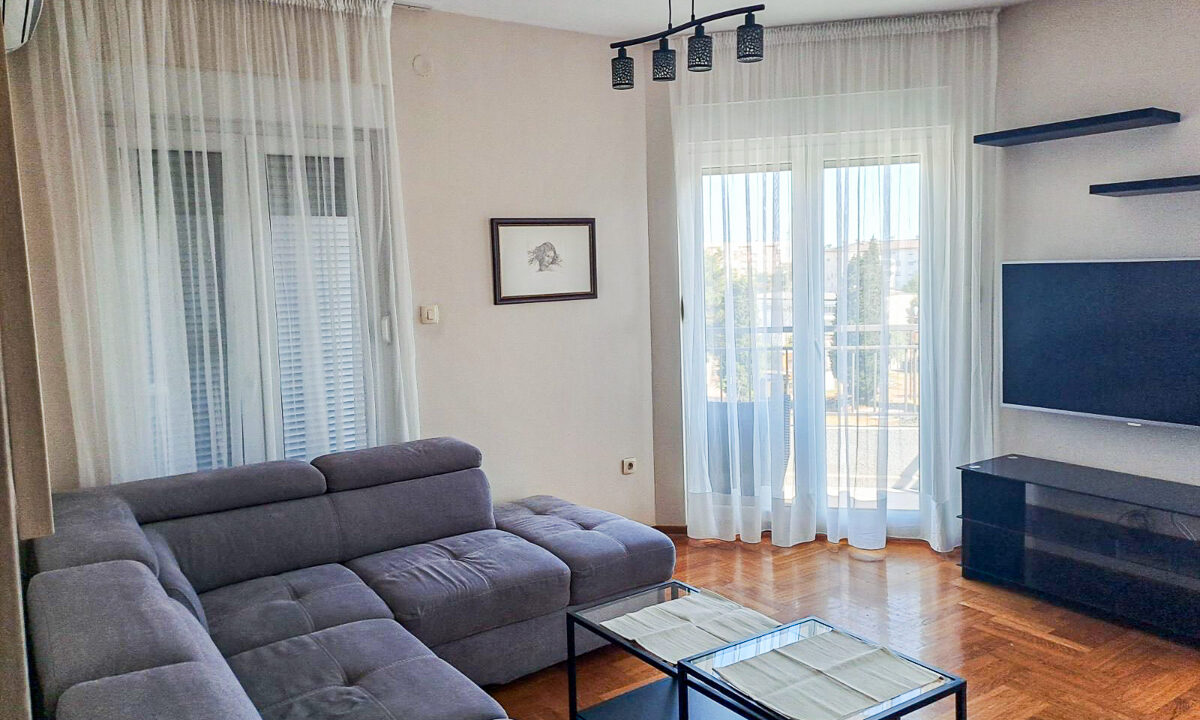 Izdavanje dvosoban stan Zabjelo, 65m2, Podgorica-241