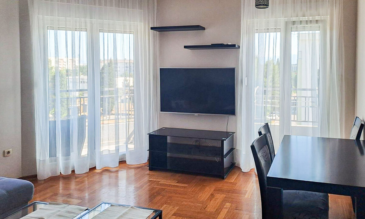 Izdavanje dvosoban stan Zabjelo, 65m2, Podgorica-848