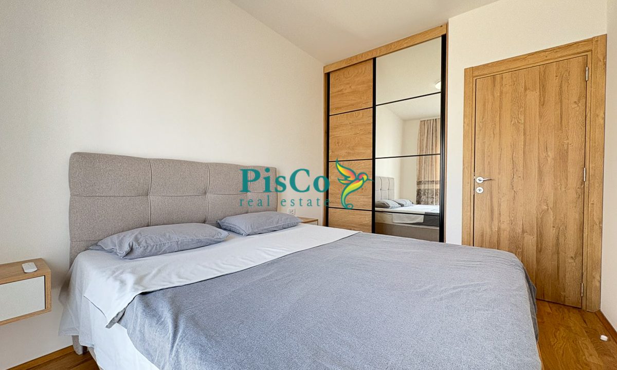 Izdavanje jednosoban stari a (7 of 8)